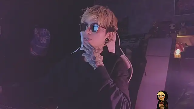 AcidMilo online show from April 12, 4:26 am