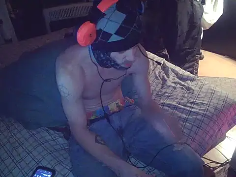 Snapshot of xxxTony999 chatting on February 20, 1:36 am xxxTony999 online show from February 20, 1:36 am