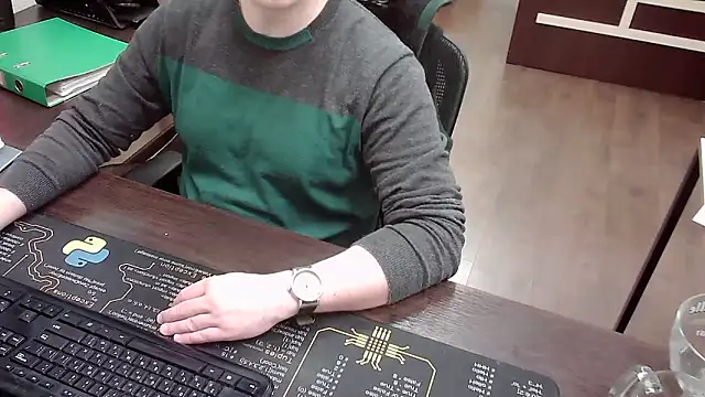 alex89north online show from March 4, 10:00 am