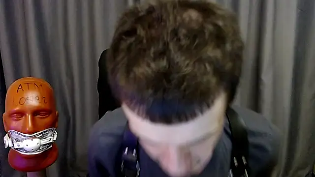 Snapshot of _Damien_thorn_ chatting on October 3, 8:25 pm Damien thorn online show from October 3, 8:25 pm