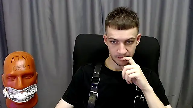 Snapshot of _Damien_thorn_ chatting on October 7, 9:19 pm Damien thorn online show from October 7, 9:19 pm