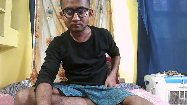 Cute boy2000 online show from March 12, 1:36 am