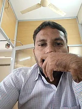 adicma123 online show from December 15, 7:16 am