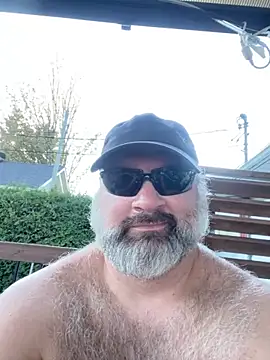 Snapshot of fat_cock_4_you chatting on September 29, 8:37 pm fat cock 4 you online show from September 29, 8:37 pm