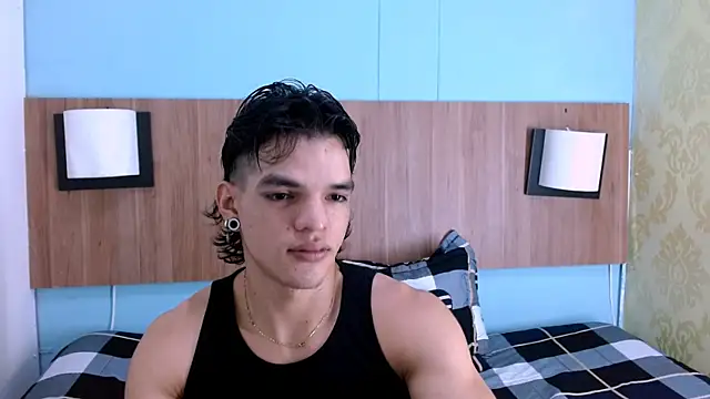Snapshot of AlbertBernal69 chatting on January 15, 2:17 am AlbertBernal69 online show from January 15, 2:17 am