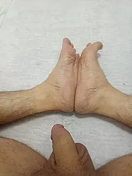 Hardapple01 online show from October 19, 7:22 am