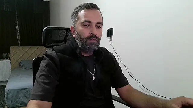 Snapshot of tgltplsr chatting on October 19, 11:41 pm tgltplsr online show from October 19, 11:41 pm