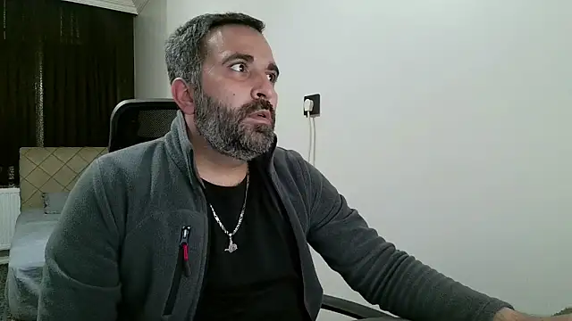 tgltplsr online show from April 6, 10:43 pm