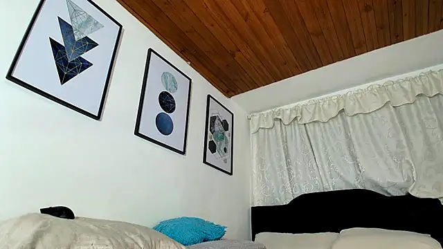 Snapshot of sam_her chatting on October 20, 11:52 pm sam her online show from October 20, 11:52 pm