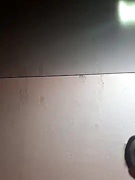 juuuaniii online show from March 28, 11:10 am