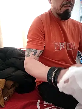 erbod Johnny online show from March 31, 2:30 pm