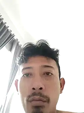 Dwirosebig online show from October 30, 4:03 am