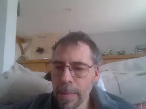 Snapshot of ptitcanard60600 chatting on February 22, 1:55 pm ptitcanard60600 online show from February 22, 1:55 pm