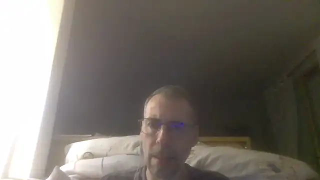 Snapshot of ptitcanard60600 chatting on September 28, 10:41 pm ptitcanard60600 online show from September 28, 10:41 pm