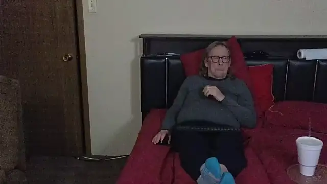 Lusty Kinks online show from February 27, 8:59 am