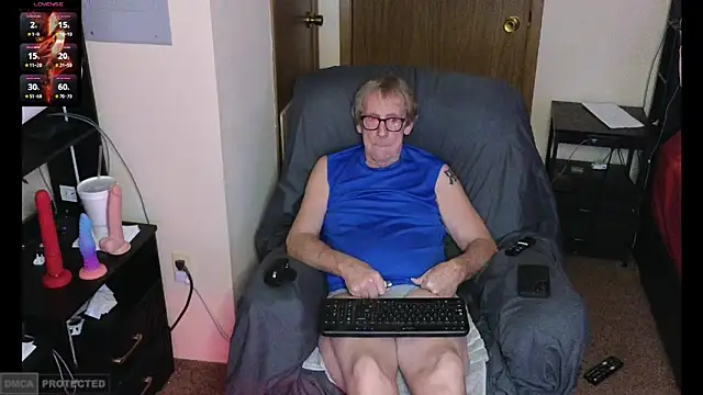 Lusty Kinks online show from January 11, 11:24 pm