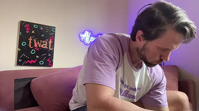 alexmannd online show from April 9, 4:24 pm