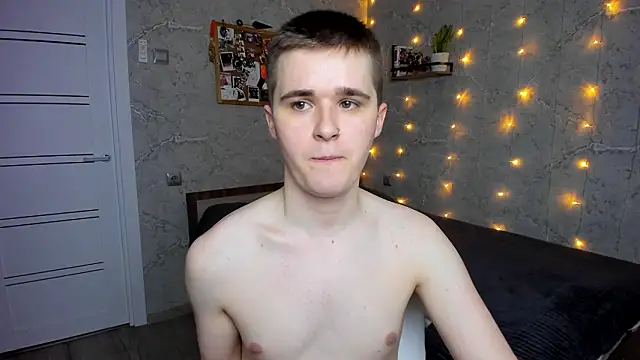 Mark Bearcub online show from February 10, 11:31 pm