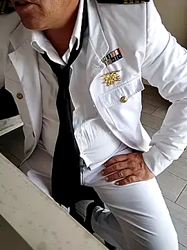 Snapshot of MiguelBISEX chatting on October 6, 5:28 pm MiguelBISEX online show from October 6, 5:28 pm