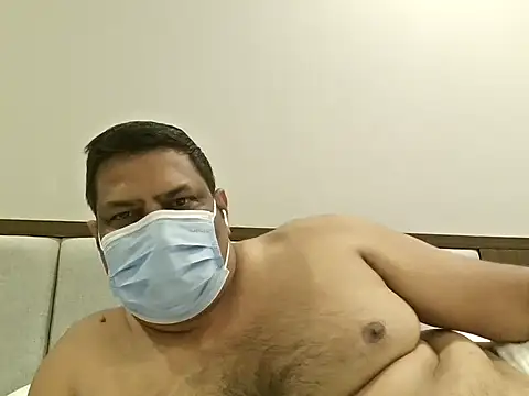 ksmani19477 online show from April 14, 12:33 am