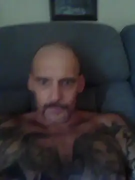 ClydeCan409 online show from April 1, 2:58 pm