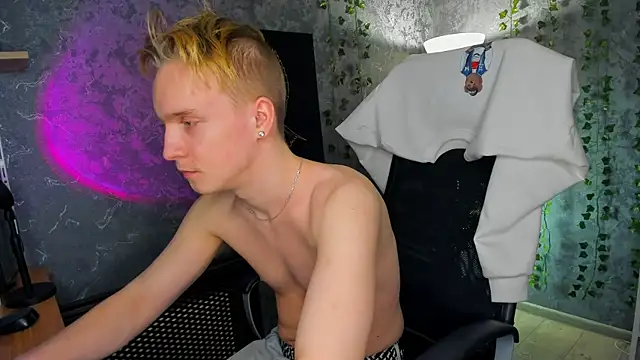 Snapshot of AlexxSweet chatting on January 24, 8:55 am AlexxSweet online show from January 24, 8:55 am
