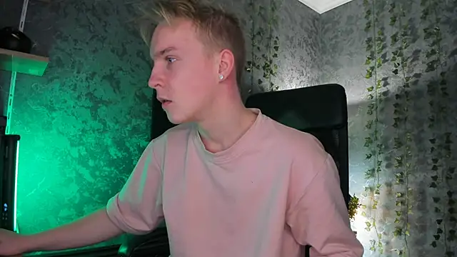 AlexxSweet online show from November 22, 6:57 am