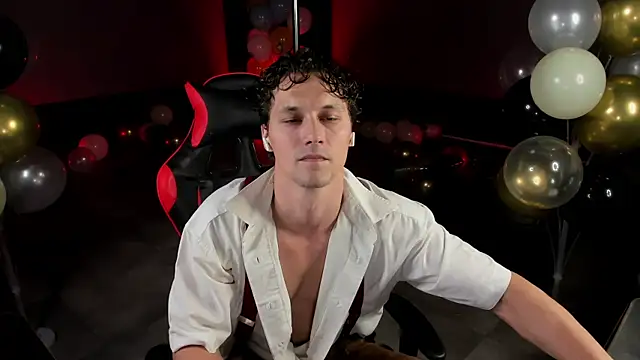 Snapshot of dirty-boss chatting on October 11, 2:54 pm dirty-boss online show from October 11, 2:54 pm