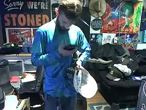 Snapshot of CloudDadddyyy420 chatting on January 6, 3:19 pm CloudDadddyyy420 online show from January 6, 3:19 pm