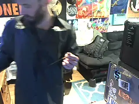 Snapshot of CloudDadddyyy420 chatting on January 6, 2:26 am CloudDadddyyy420 online show from January 6, 2:26 am