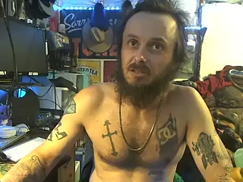 Snapshot of CloudDadddyyy420 chatting on September 10, 7:51 am CloudDadddyyy420 online show from September 10, 7:51 am
