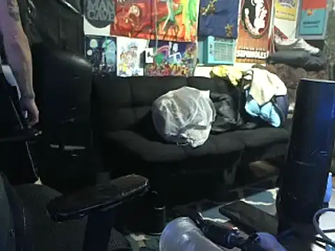Snapshot of CloudDadddyyy420 chatting on December 31, 8:48 am CloudDadddyyy420 online show from December 31, 8:48 am