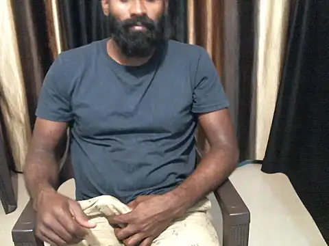 Snapshot of indian2 chatting on October 18, 5:01 am indian2 online show from October 18, 5:01 am