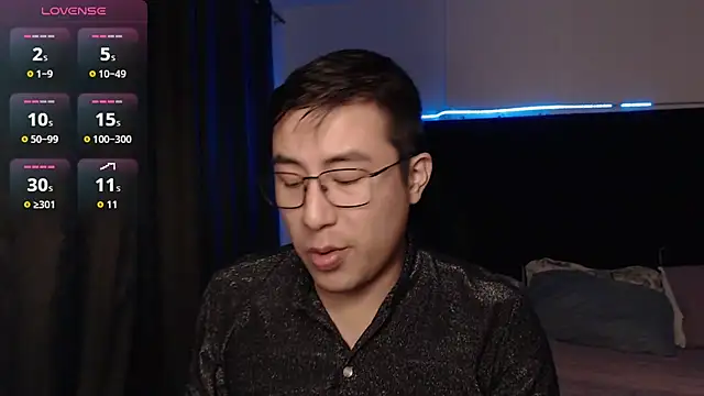 andrewmhilton  online show from December 16, 6:42 am