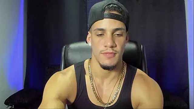 Snapshot of jhonnysnow17 chatting on October 13, 12:16 am jhonnysnow17 online show from October 13, 12:16 am