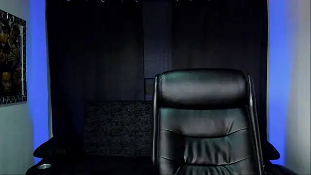 jhonnysnow17 online show from February 20, 9:05 pm