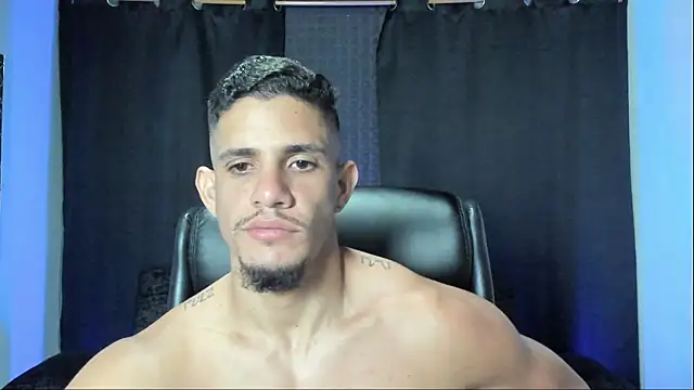 jhonnysnow17 online show from April 5, 4:20 am