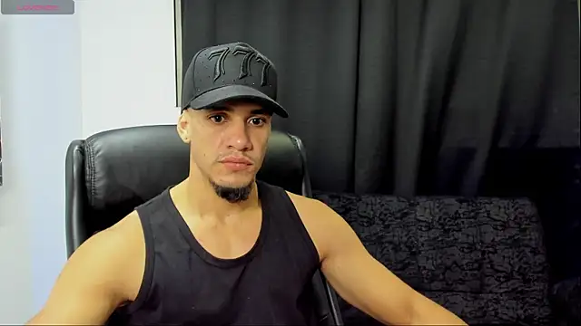 jhonnysnow17 online show from May 5, 12:23 am
