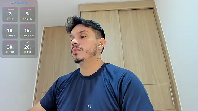 alejandro stark online show from October 30, 3:41 am