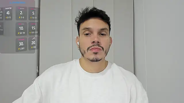 Snapshot of alejandro_stark chatting on October 8, 4:28 am alejandro stark online show from October 8, 4:28 am