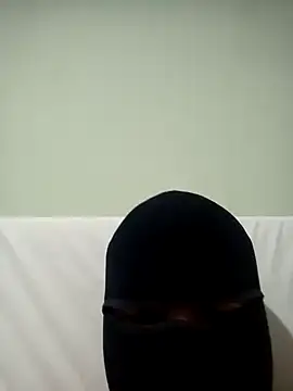Snapshot of Kidding_Road chatting on December 11, 4:09 am Kidding Road online show from December 11, 4:09 am