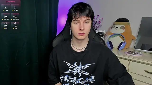 Vincent Strong online show from February 25, 7:42 am