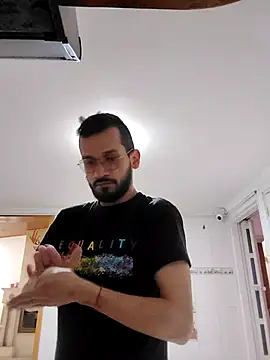 Snapshot of Andres_ramsey chatting on October 7, 2:32 pm Andres ramsey online show from October 7, 2:32 pm