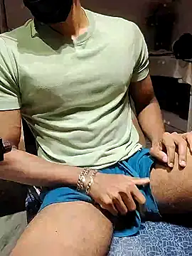 Snapshot of xxxhugedick0001 chatting on October 29, 11:57 am xxxhugedick0001 online show from October 29, 11:57 am