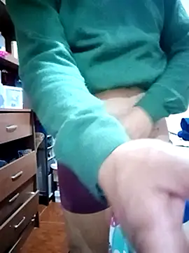 AlbertoZav online show from January 23, 3:37 am