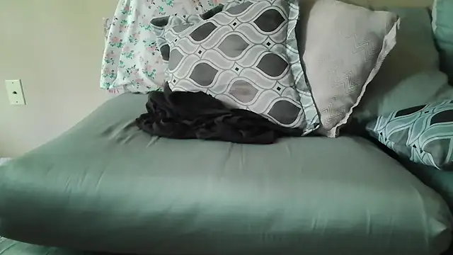 macnificent1fr online show from February 19, 10:50 pm