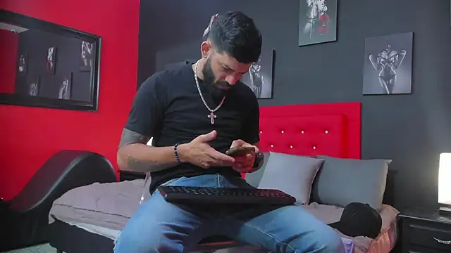 Snapshot of Thiagogomez chatting on September 29, 12:24 pm Thiagogomez online show from September 29, 12:24 pm