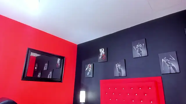 Snapshot of Thiagogomez chatting on October 14, 12:23 pm Thiagogomez online show from October 14, 12:23 pm