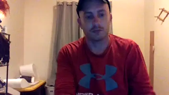 Snapshot of Hydro-Blastz chatting on December 5, 10:12 am Hydro-Blastz online show from December 5, 10:12 am