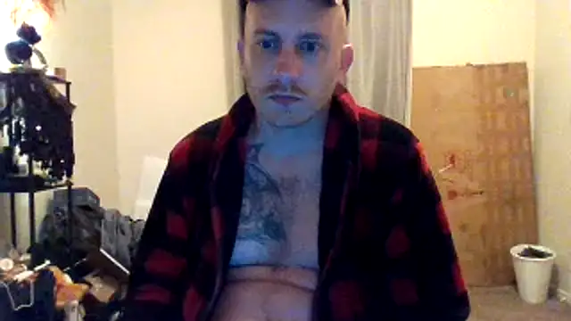 Snapshot of Hydro-Blastz chatting on December 4, 11:46 pm Hydro-Blastz online show from December 4, 11:46 pm